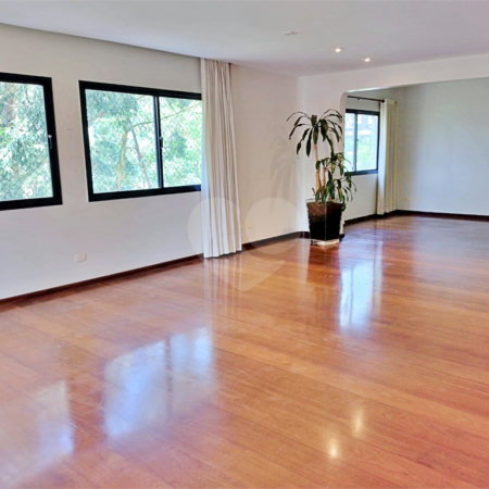 Apartamento à venda com 4 quartos, sendo 3 suítes,  em Vila Andrade, São Paulo, SP