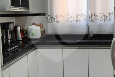 Apartamento à venda com 3 quartos, sendo 1 suíte,  em Vila Pagano, Valinhos, SP