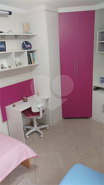 Casa à venda com 3 suítes no condomínio Itapuã XI, São Paulo - SP