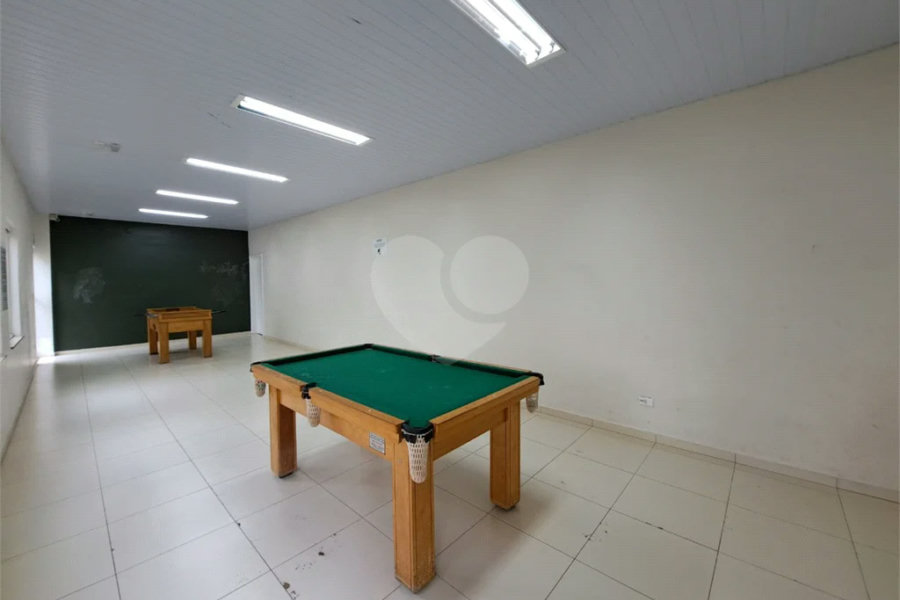 Apartamento com 02 quartos MOBILIADO com varanda e lazer !