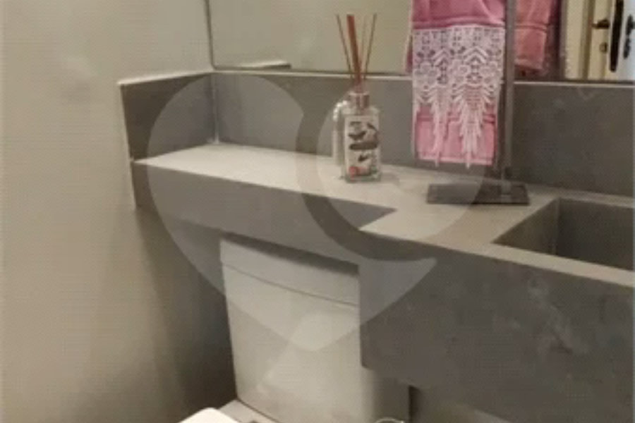 Casa Térrea à venda com 3 quartos, sendo 2 suítes, em Horto, São Paulo, SP