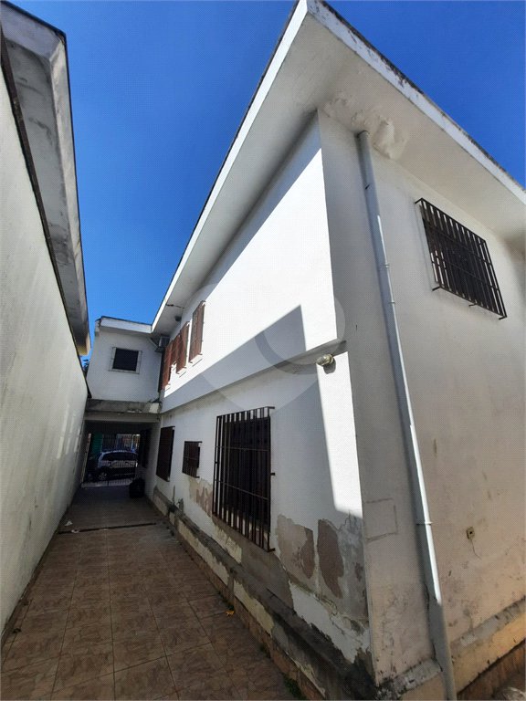 Sobrado à venda ou para alugar com 8 quartos, sendo 2 suítes, em Santo Amaro, São Paulo, SP