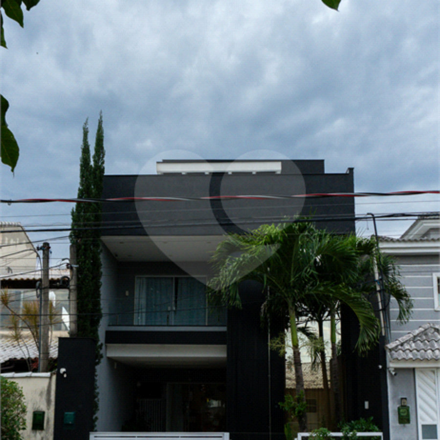 Triplex à venda com 3 suítes em Campo Grande, Rio de Janeiro, RJ