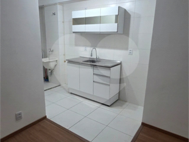 Apartamento à venda com 2 quartos em Vila Zat, São Paulo, SP