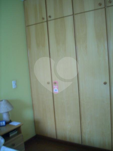 Sobrado à venda com 4 quartos, sendo 2 suítes, em Tremembé, São Paulo, SP