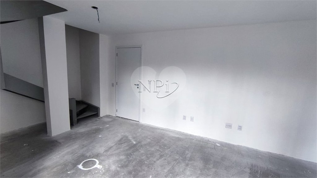 Apartamento à venda com 3 quartos, sendo 2 suítes,  em Moema, São Paulo, SP