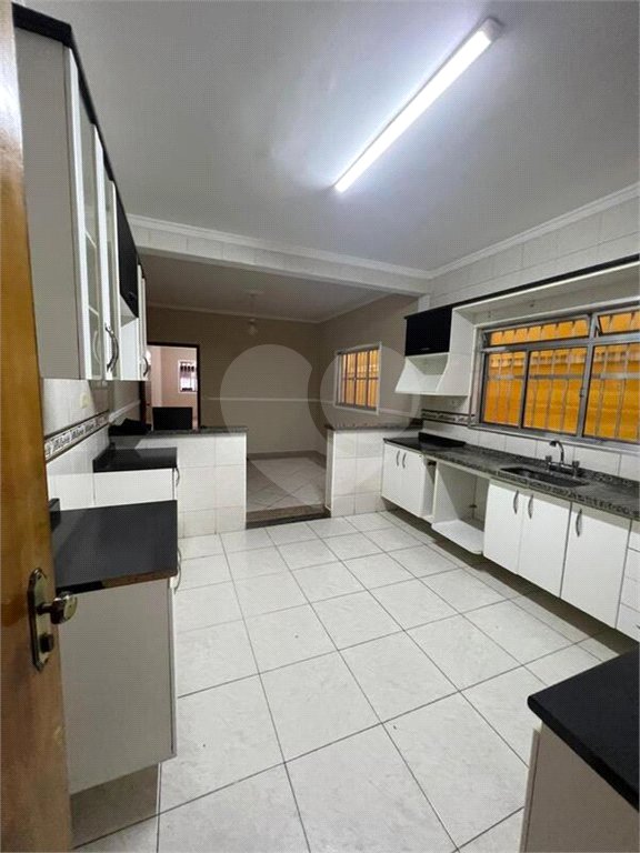 Sobrado à venda com 3 quartos, sendo 1 suíte, em Vila Piauí, São Paulo, SP