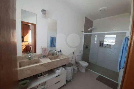 Casa à venda com 5 suítes em Jardim Regina, Indaiatuba, SP