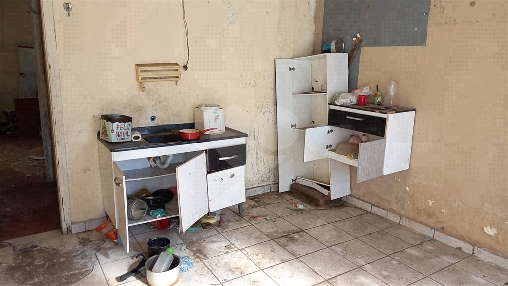 Terreno à venda com 8 quartos, sendo 2 suítes, em Santana, São Paulo, SP