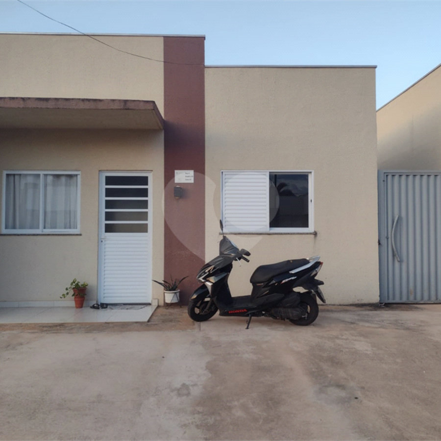 Casa à venda com 2 quartos no condomínio Ilhas Canárias, Cuiabá - MT