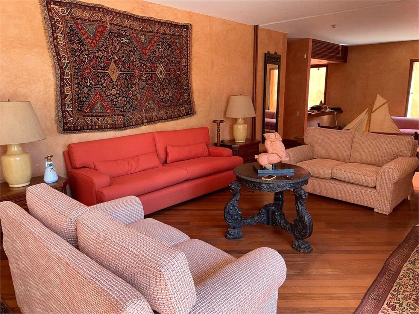 Casa à venda ou para alugar com 4 quartos, sendo 3 suítes, em Jardim Leonor, São Paulo, SP