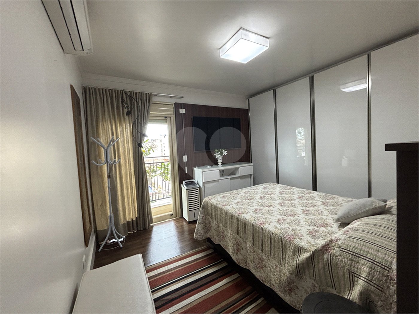 Apartamento à venda com 3 quartos, sendo 2 suítes, em Santana, São Paulo, SP