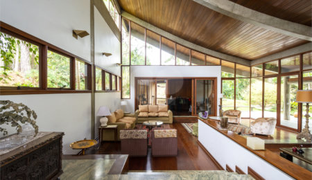Casa à venda com 3 suítes no condomínio Chácara Flora, São Paulo - SP