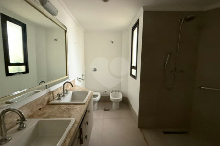 Apartamento à venda com 3 quartos, sendo 1 suíte, em Jardim Paulista, São Paulo, SP