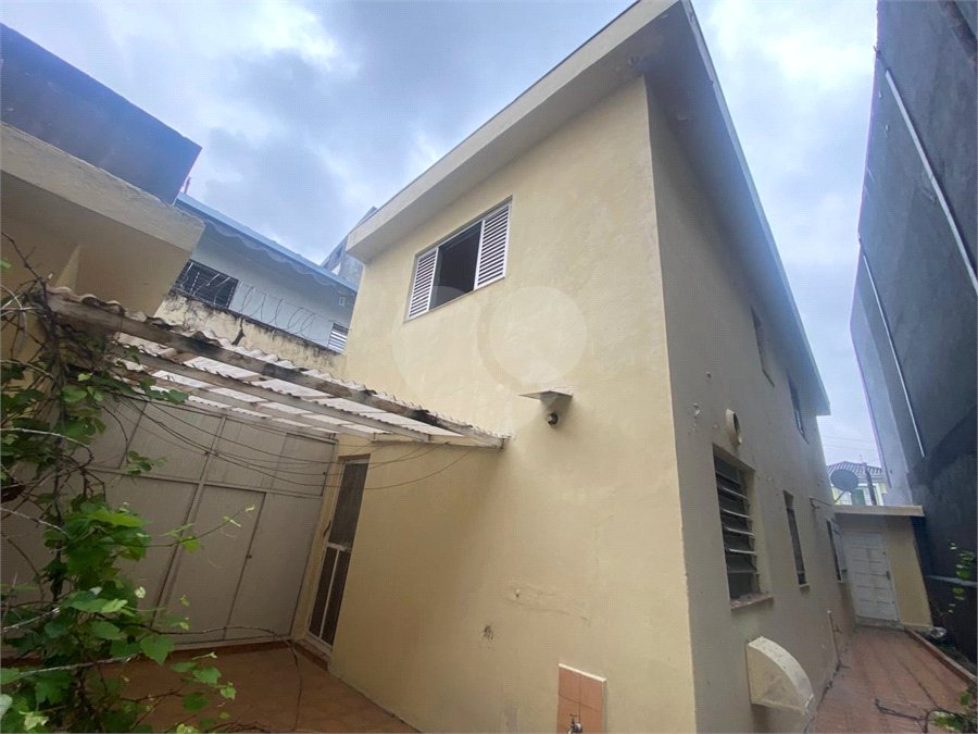 Sobrado à venda com 3 quartos em Bom Retiro, São Paulo, SP