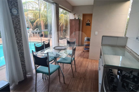 Casa térrea no Condomínio Jardim Botânico , localizado na cidade Bady Bassit/SP .