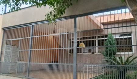 Casa à venda ou para alugar com 2 suítes em Penha de França, São Paulo, SP