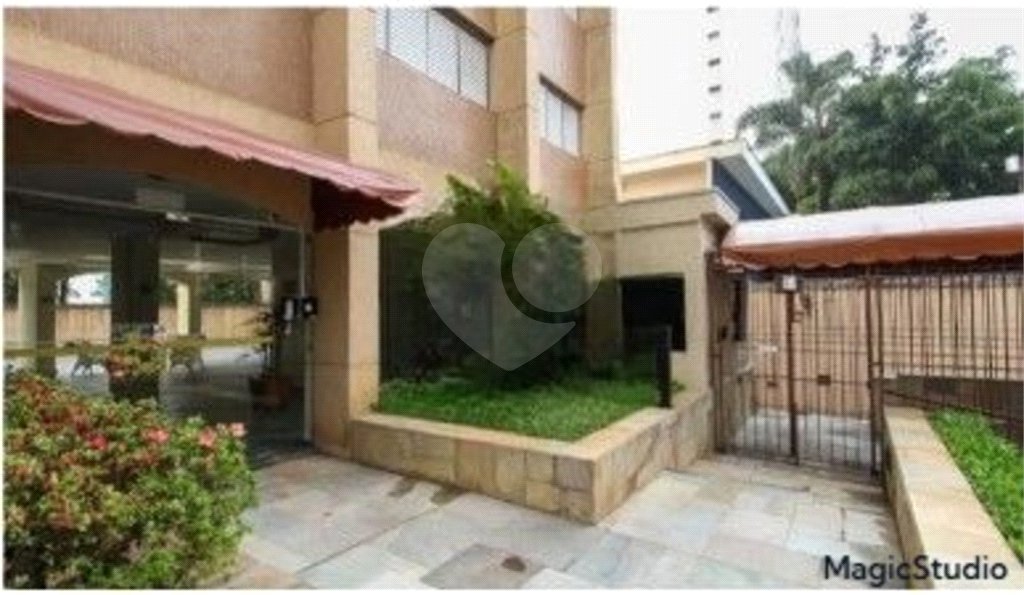 Apartamento com 3 dormitórios , sendo 1 suíte ,2 vagas , à venda no bairro da Moóca.