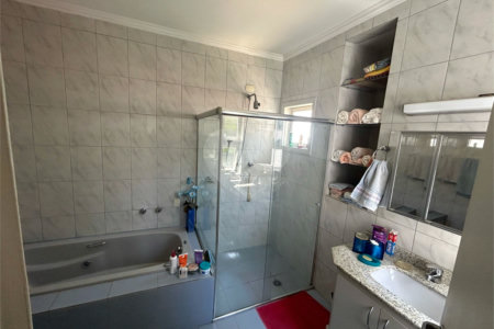 Sobrado à venda com 4 quartos, sendo 2 suítes, em Cidade Mãe do Céu, São Paulo, SP