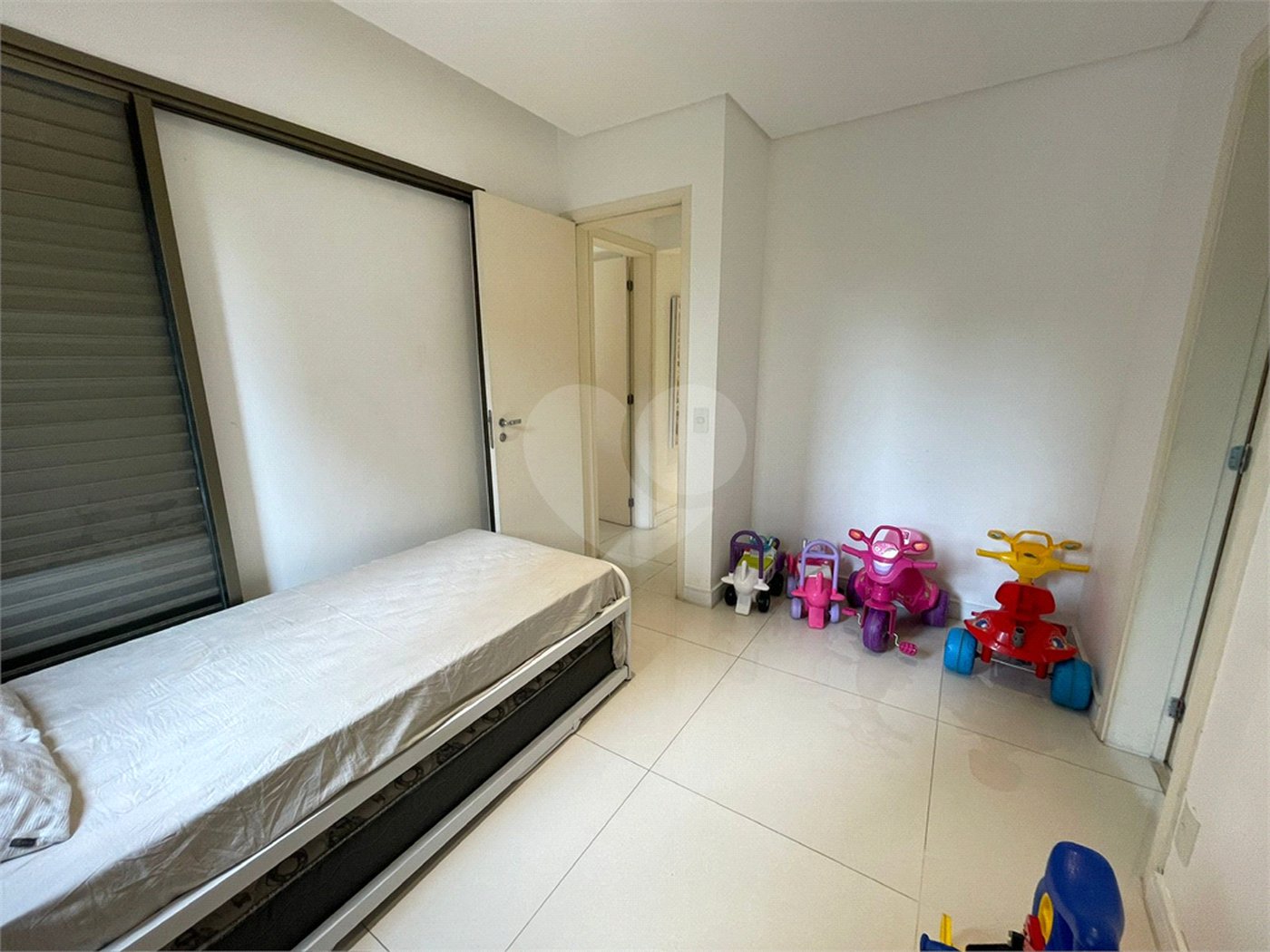 Apartamento à venda com 3 suítes em Brooklin Paulista, São Paulo, SP