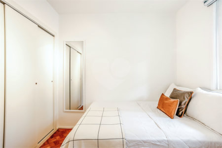Apartamento à venda com 3 quartos em Vila Cordeiro, São Paulo, SP