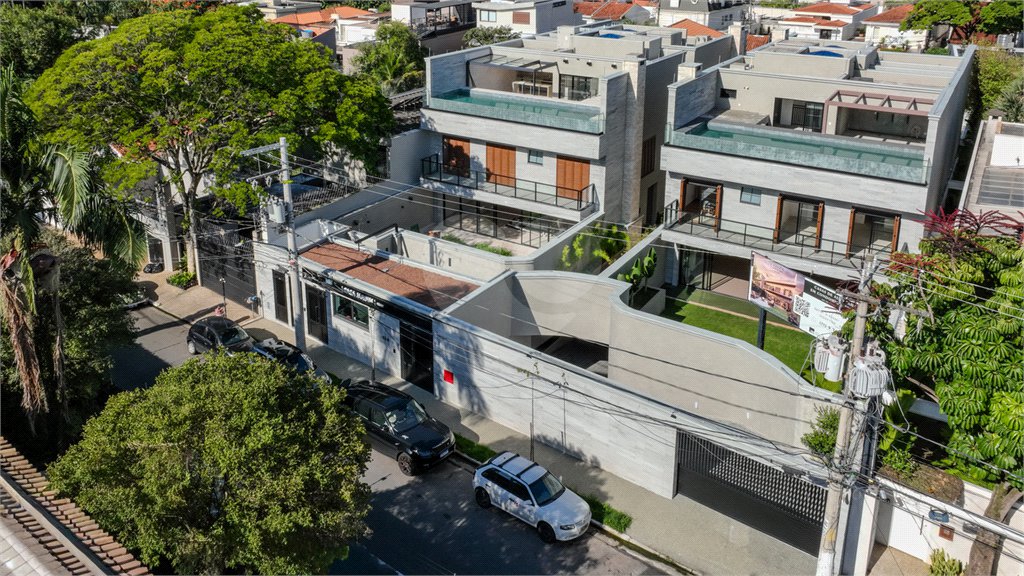 Casa à venda com 4 suítes no condomínio Teviot, São Paulo - SP