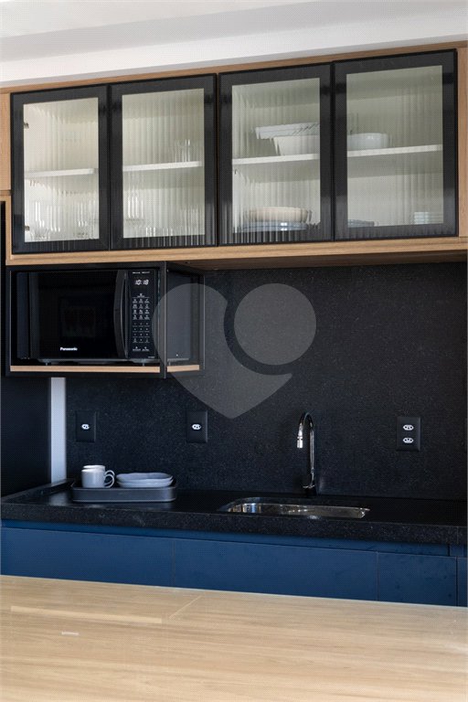 Apartamento à venda com 3 quartos, sendo 1 suíte,  em Alto da Lapa, São Paulo, SP