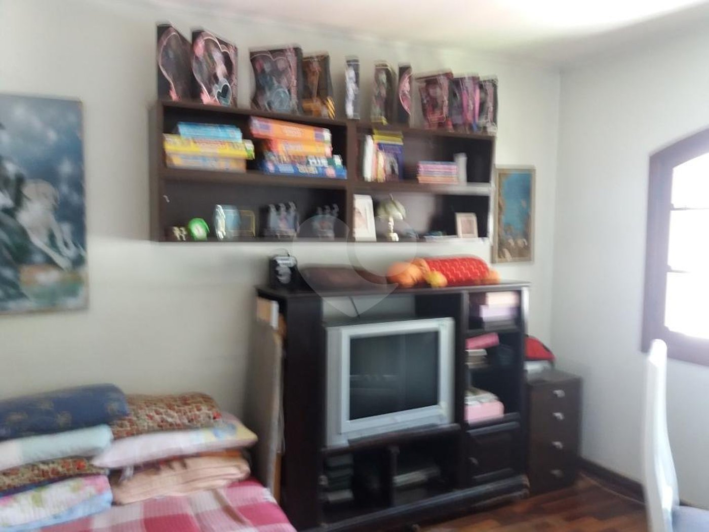Sobrado à venda com 4 quartos, sendo 2 suítes, em Tremembé, São Paulo, SP