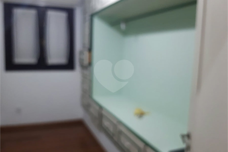 Sobrado à venda com 5 quartos, sendo 3 suítes, em Tremembé, São Paulo, SP