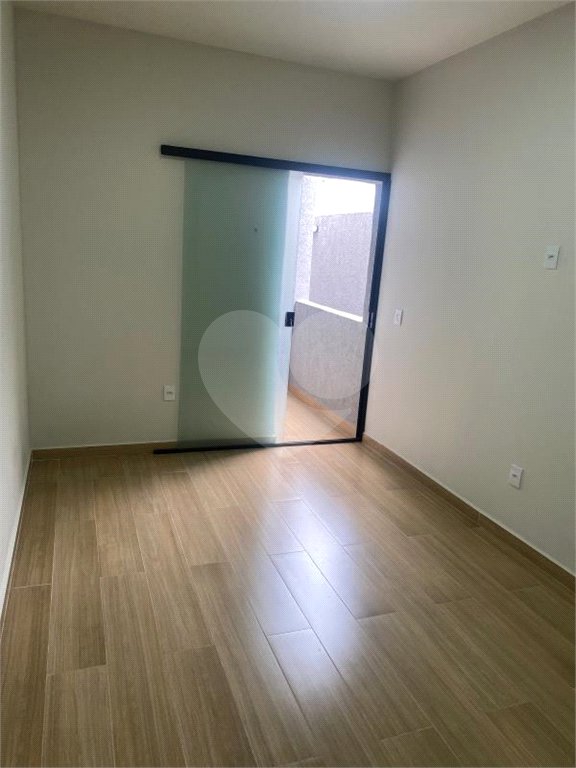 Casa Térrea à venda com 2 suítes em Jardim Santo Antônio, Atibaia, SP