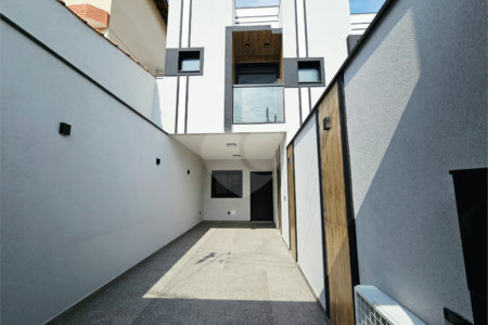 Sobrado à venda com 3 quartos, sendo 2 suítes,  em Vila Dom Pedro II, São Paulo, SP