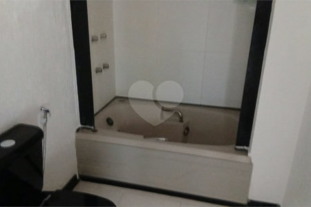Cobertura à venda com 3 quartos, sendo 1 suíte, em Tijuca, Rio de Janeiro, RJ