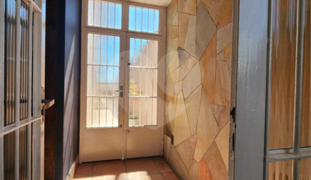Sobrado à venda com 3 quartos, sendo 1 suíte,  em Vila Constança, São Paulo, SP