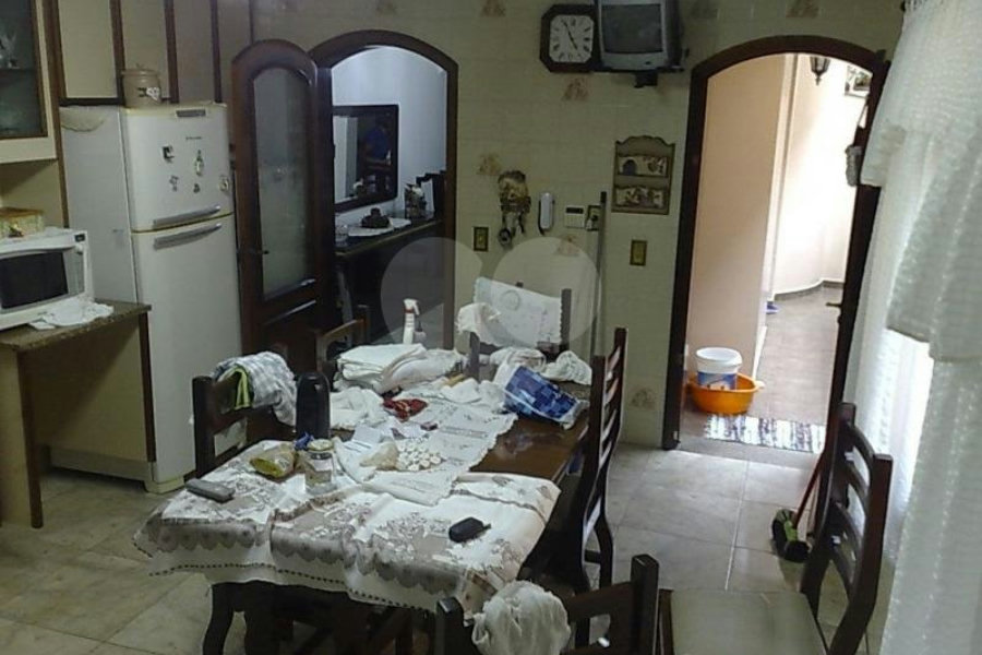 Sobrado à venda com 4 quartos, sendo 2 suítes, em Vila Guilherme, São Paulo, SP