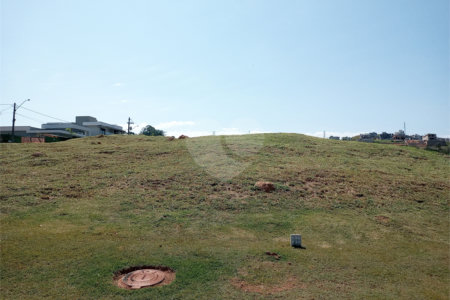 Terreno à venda no condomínio Campo de Toscana, Vinhedo - SP