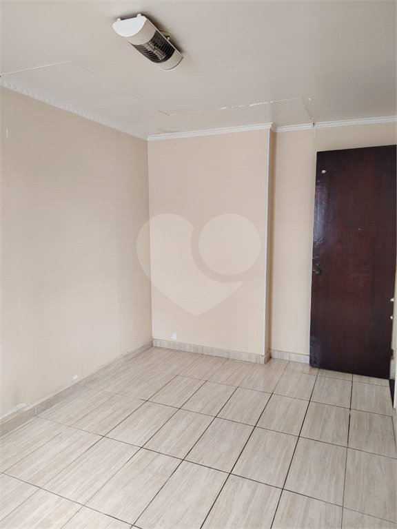 Apartamento à venda com 4 quartos, sendo 1 suíte,  em Vila Ré, São Paulo, SP