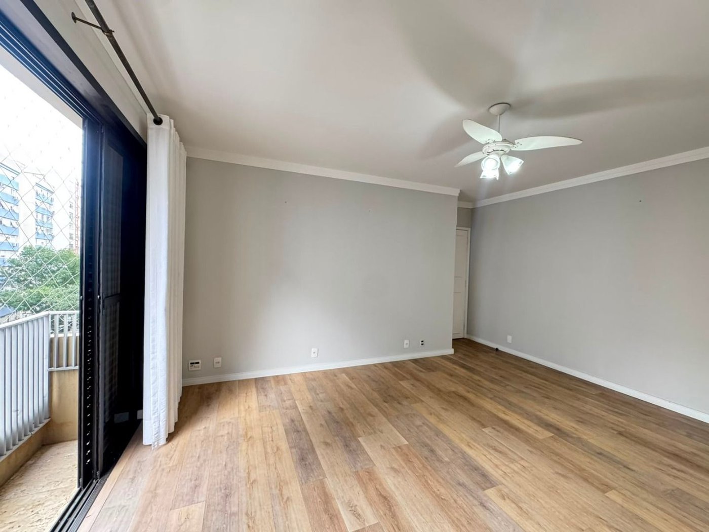 Apartamento com 2 dormitórios para alugar, 113 m² por R$ 5.900,02/mês - Gonzaga - Santos/SP