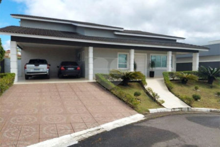 Condomínio à venda com 4 quartos, sendo 2 suítes, em Colinas do Paratehy, Mogi das Cruzes, SP