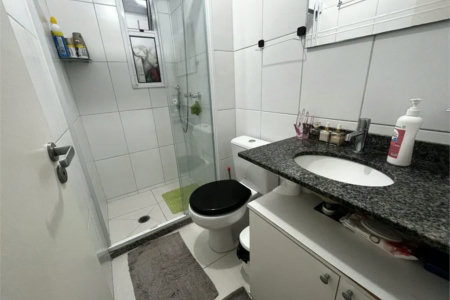 Apartamento à venda com 2 quartos, sendo 1 suíte,  em Vila Praia, São Paulo, SP