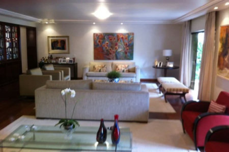 Apartamento à venda com 4 suítes em Real Parque, São Paulo, SP