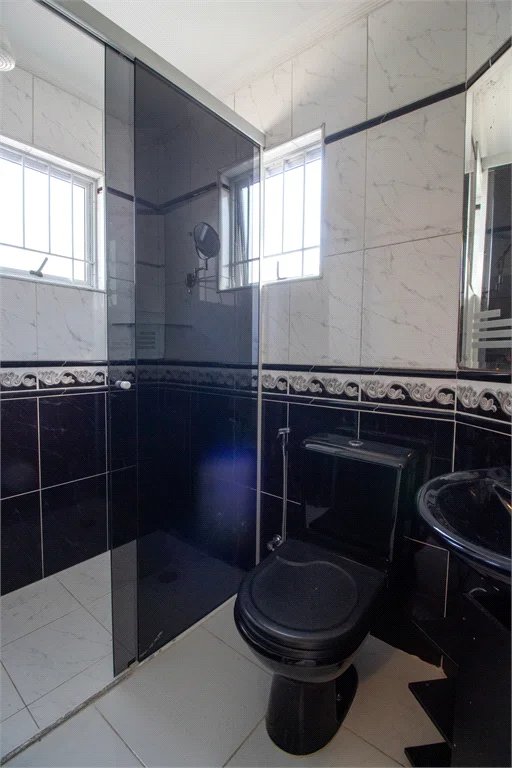 Sobrado à venda com 3 quartos, sendo 1 suíte, em Jardim Ester, São Paulo, SP