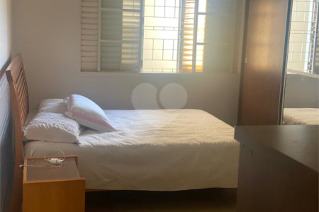 Casa Térrea à venda com 3 quartos, sendo 1 suíte, em Jardim Maria Luiza, Araraquara, SP