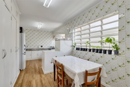 Casa Térrea à venda com 4 quartos, sendo 3 suítes, em Brooklin, São Paulo, SP