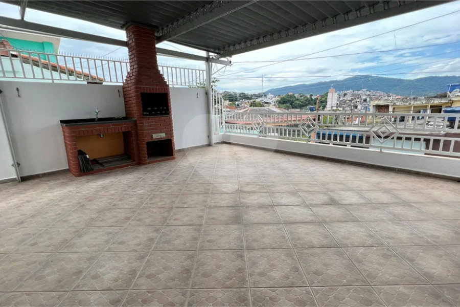 Sobrado à venda com 3 quartos em Vila Nova Cachoeirinha, São Paulo, SP