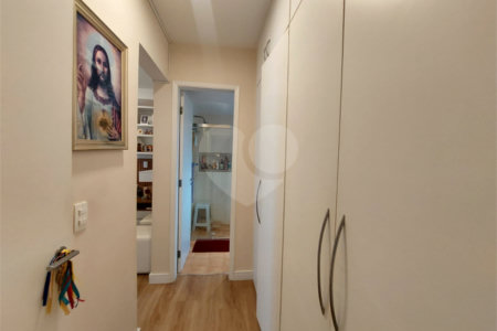 Apartamento à venda com 3 quartos, sendo 1 suíte, em Real Parque, São Paulo, SP