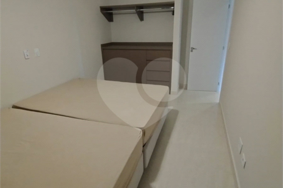 Casa à venda com 4 quartos, sendo 2 suítes, no condomínio Alpes da Cantareira, Mairiporã - SP