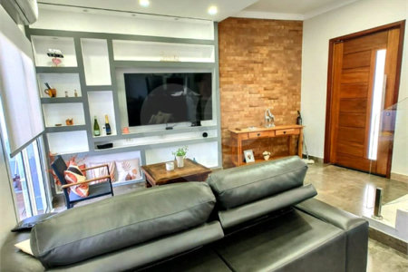 Casa à venda com 3 quartos, sendo 1 suíte, no condomínio Vila Rica, Indaiatuba - SP