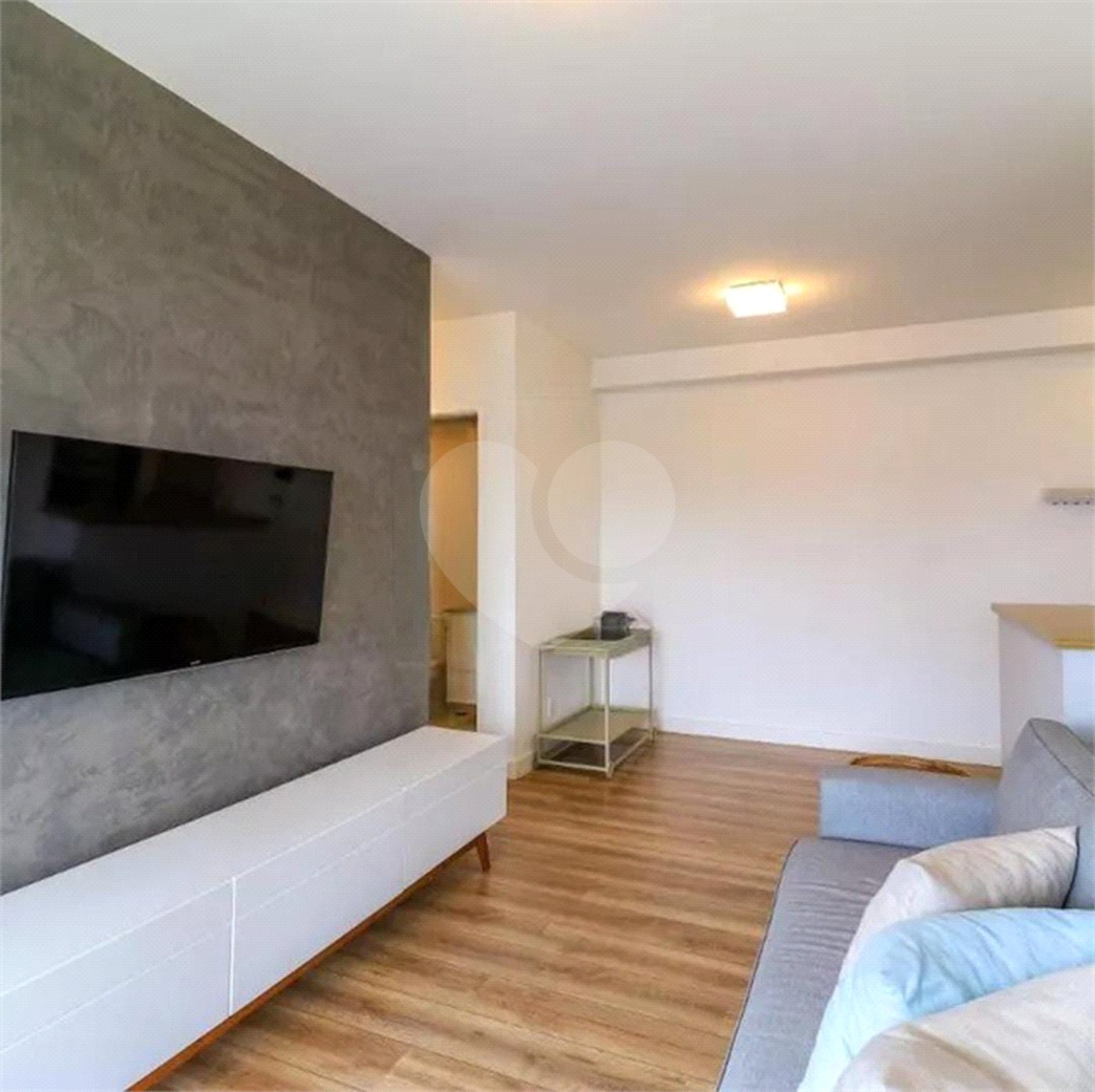 Apartamento à venda com 2 quartos, sendo 1 suíte,  em Chácara Santo Antônio, São Paulo, SP