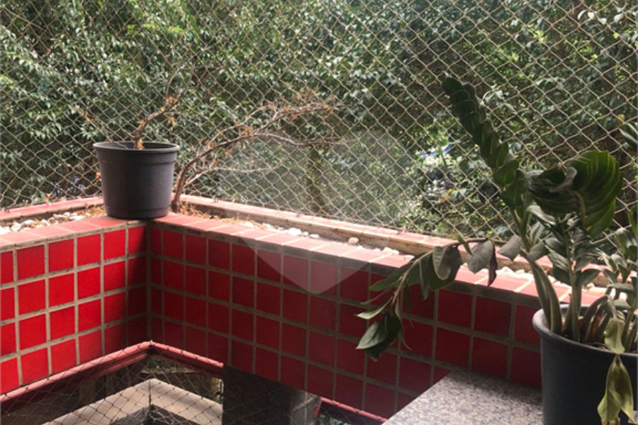 Apartamento à venda com 3 quartos, sendo 1 suíte, em Saúde, São Paulo, SP