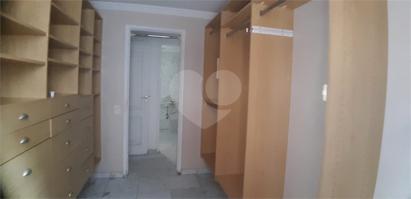 Apartamento à venda com 3 quartos, sendo 1 suíte, em Pinheiros, São Paulo, SP